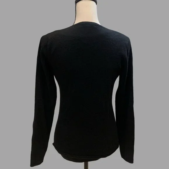 Jennie Liu 100% Cashmere Womans Black V-neck Pullover Sweater Small Quiet Luxury - Picture 2 of 7